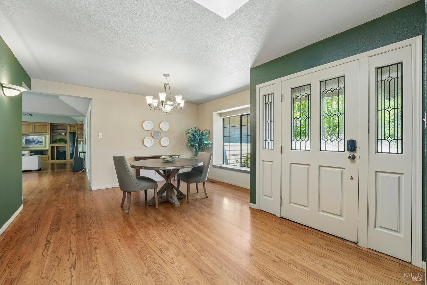 2520 Farrier Court Santa Rosa CA 95401