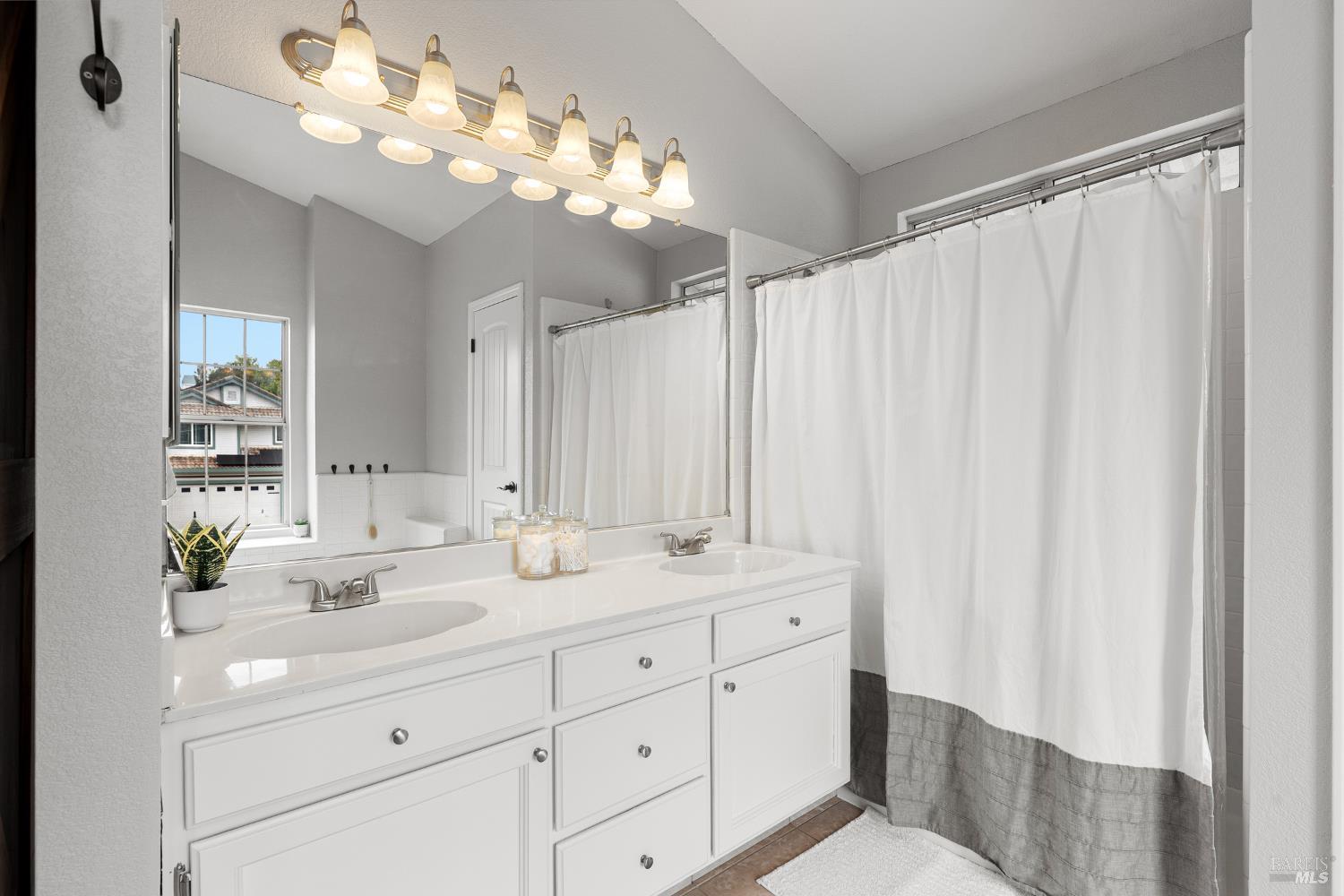266 Sunridge Way Vacaville CA 95688