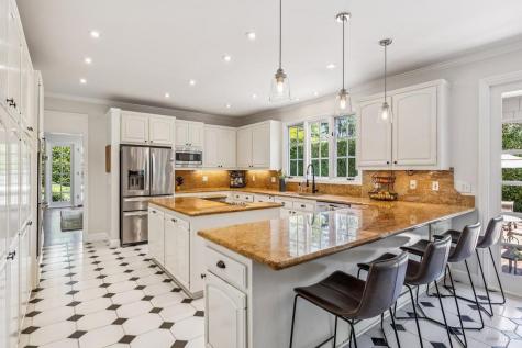 13 W Brooke Drive Novato CA 94947
