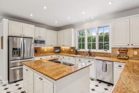 13 W Brooke Drive Novato CA 94947