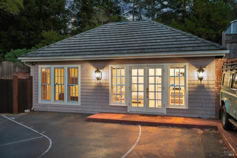 13 W Brooke Drive Novato CA 94947