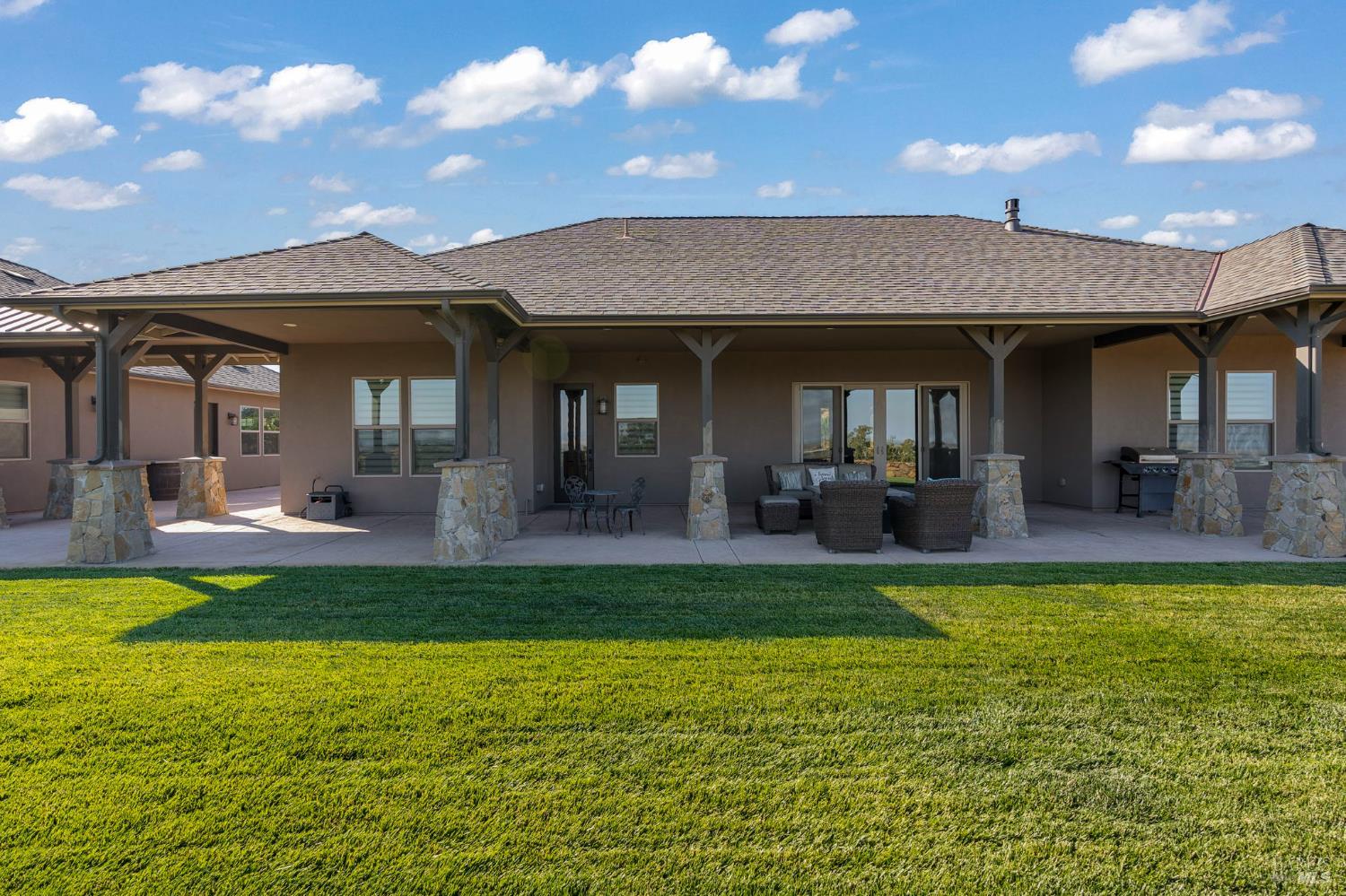 4192-4266 Stonefield Lane Fairfield CA 94534