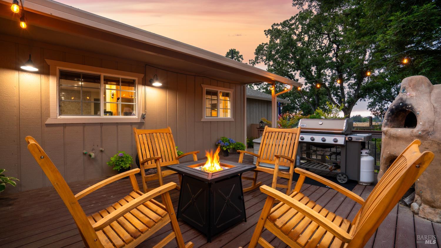 4175 Woodworth Road Sebastopol CA 95472