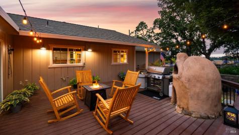4175 Woodworth Road Sebastopol CA 95472