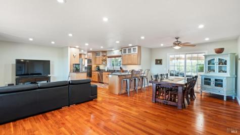4175 Woodworth Road Sebastopol CA 95472