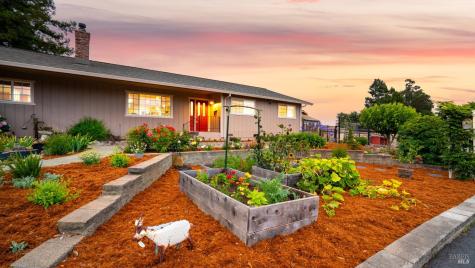 4175 Woodworth Road Sebastopol CA 95472