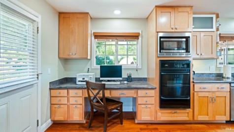 4175 Woodworth Road Sebastopol CA 95472