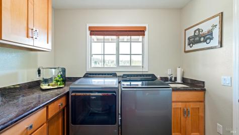 4175 Woodworth Road Sebastopol CA 95472