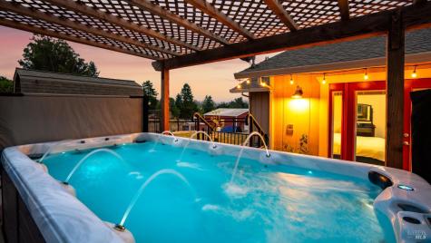 4175 Woodworth Road Sebastopol CA 95472
