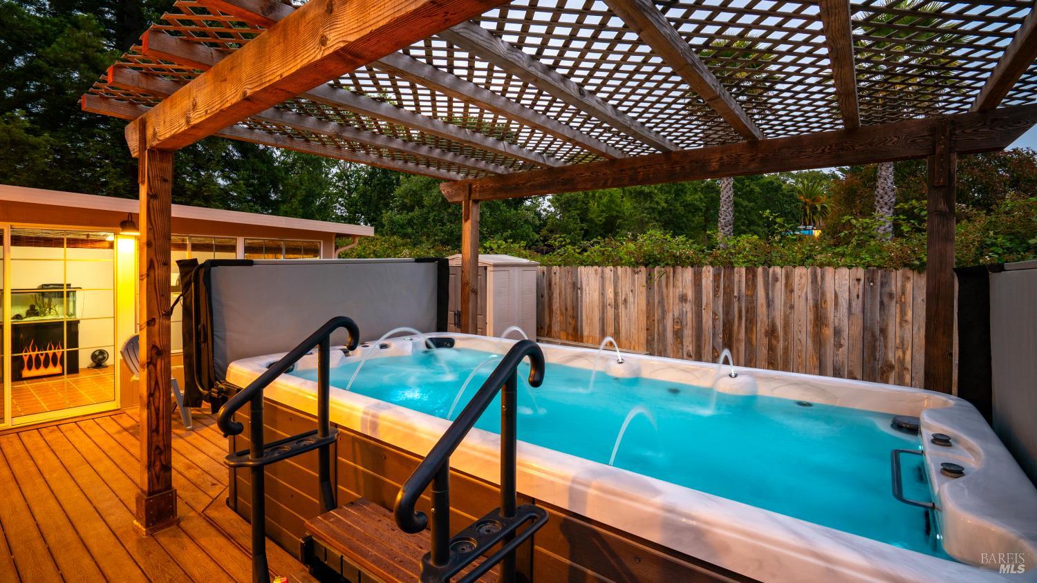 4175 Woodworth Road Sebastopol CA 95472
