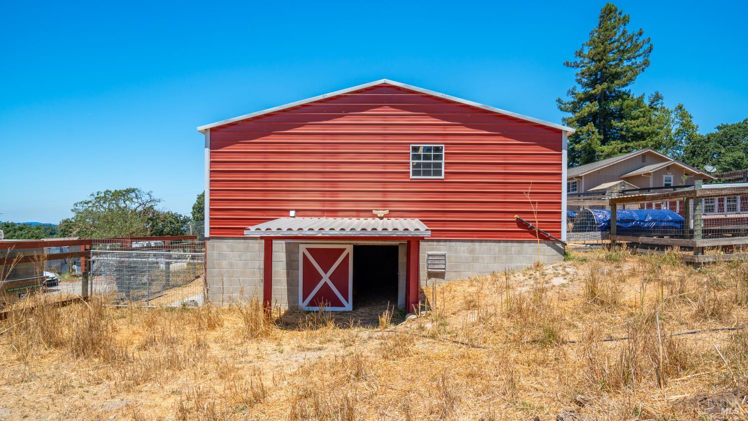 4175 Woodworth Road Sebastopol CA 95472