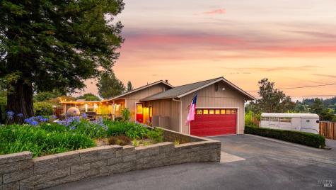 4175 Woodworth Road Sebastopol CA 95472
