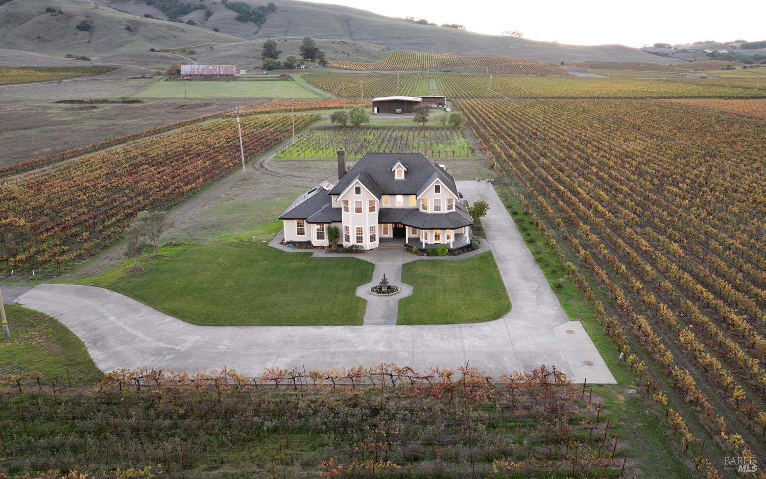 22033 Bonness Road Sonoma CA 95476