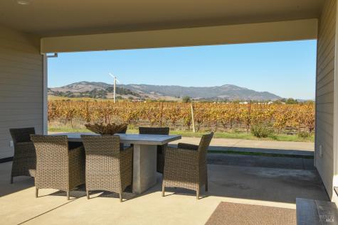 22033 Bonness Road Sonoma CA 95476
