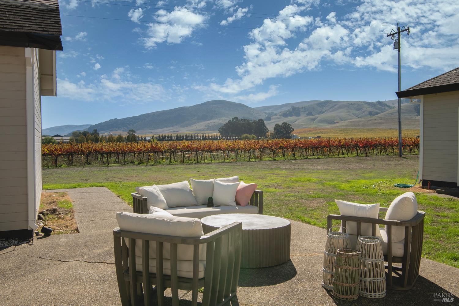 22033 Bonness Road Sonoma CA 95476