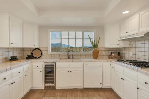 22033 Bonness Road Sonoma CA 95476