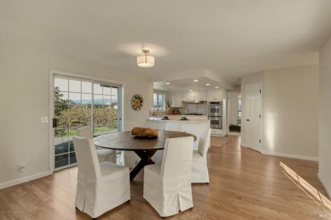 22033 Bonness Road Sonoma CA 95476