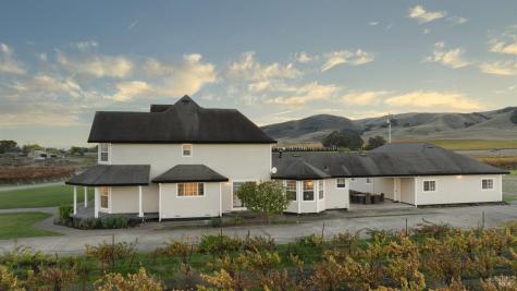 22033 Bonness Road Sonoma CA 95476