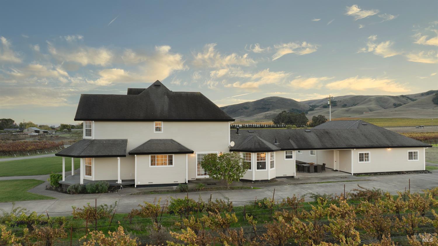 22033 Bonness Road Sonoma CA 95476