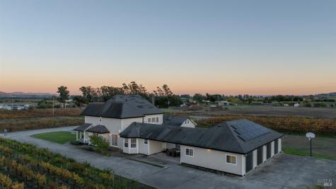 22033 Bonness Road Sonoma CA 95476
