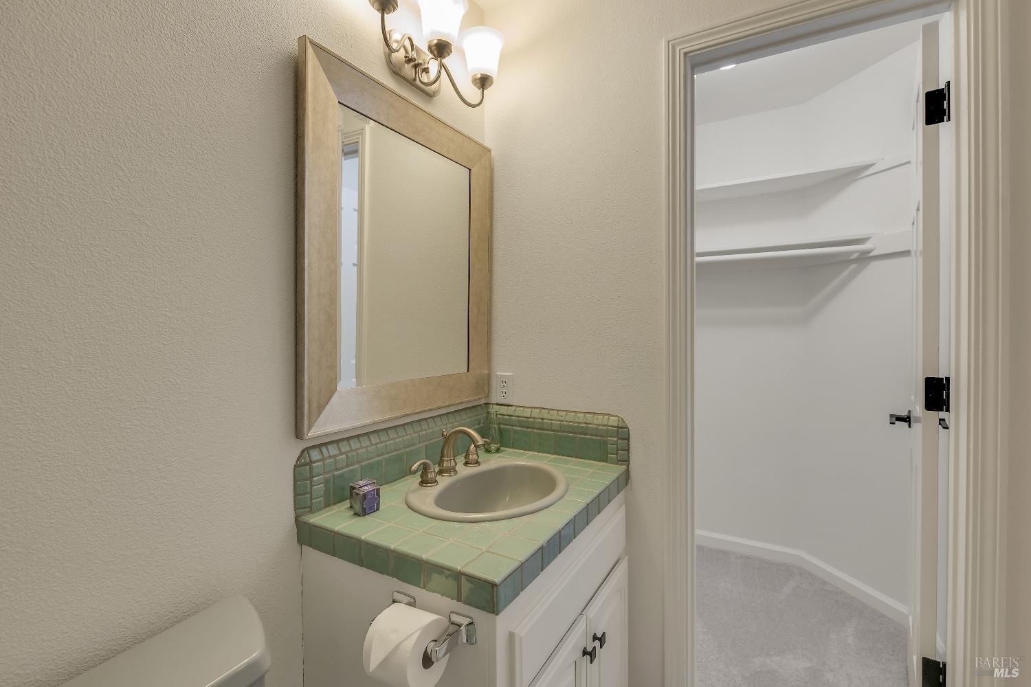 22033 Bonness Road Sonoma CA 95476