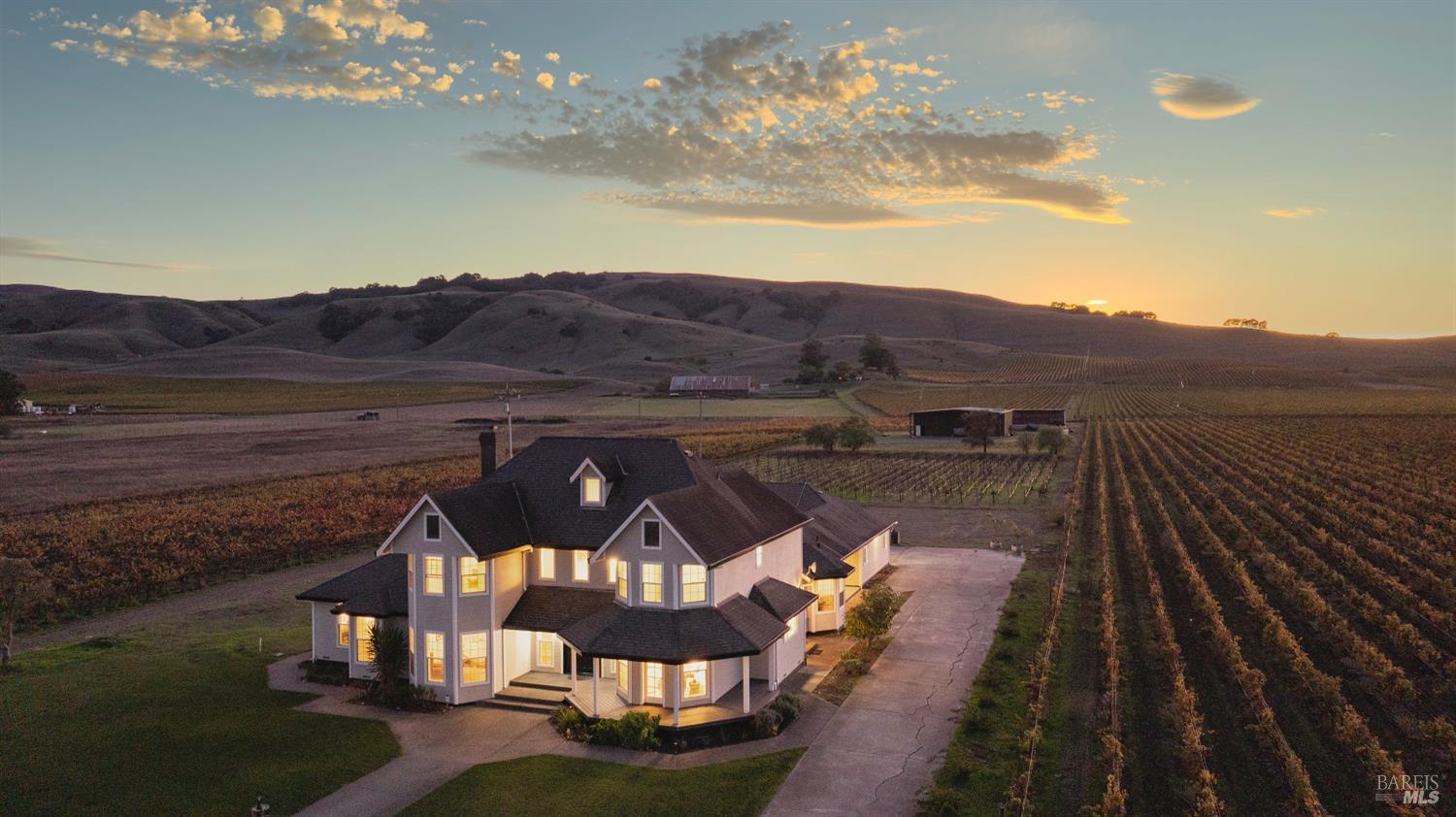 22033 Bonness Road Sonoma CA 95476
