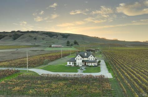 22033 Bonness Road Sonoma CA 95476