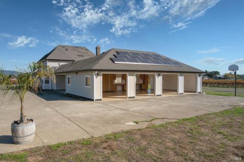 22033 Bonness Road Sonoma CA 95476