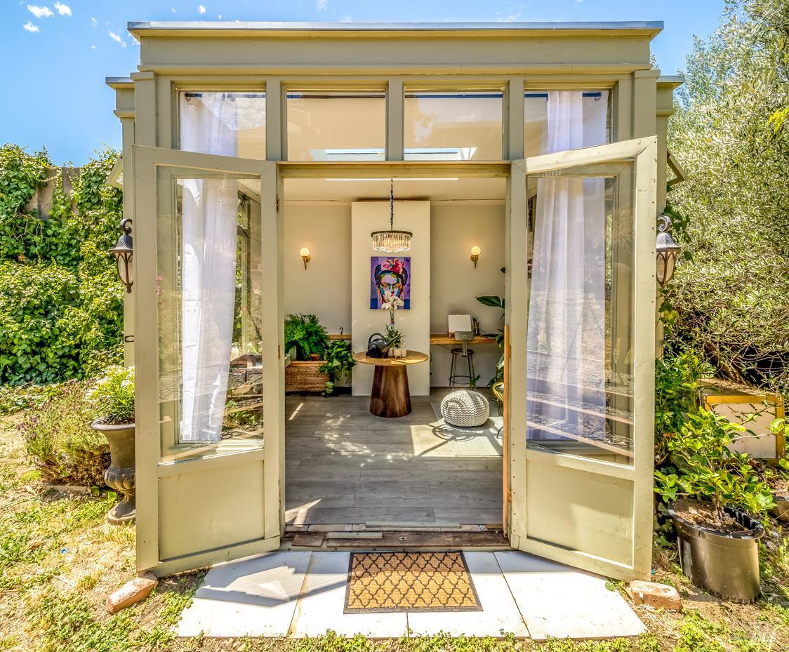 301 Trinity Street Vallejo CA 94590