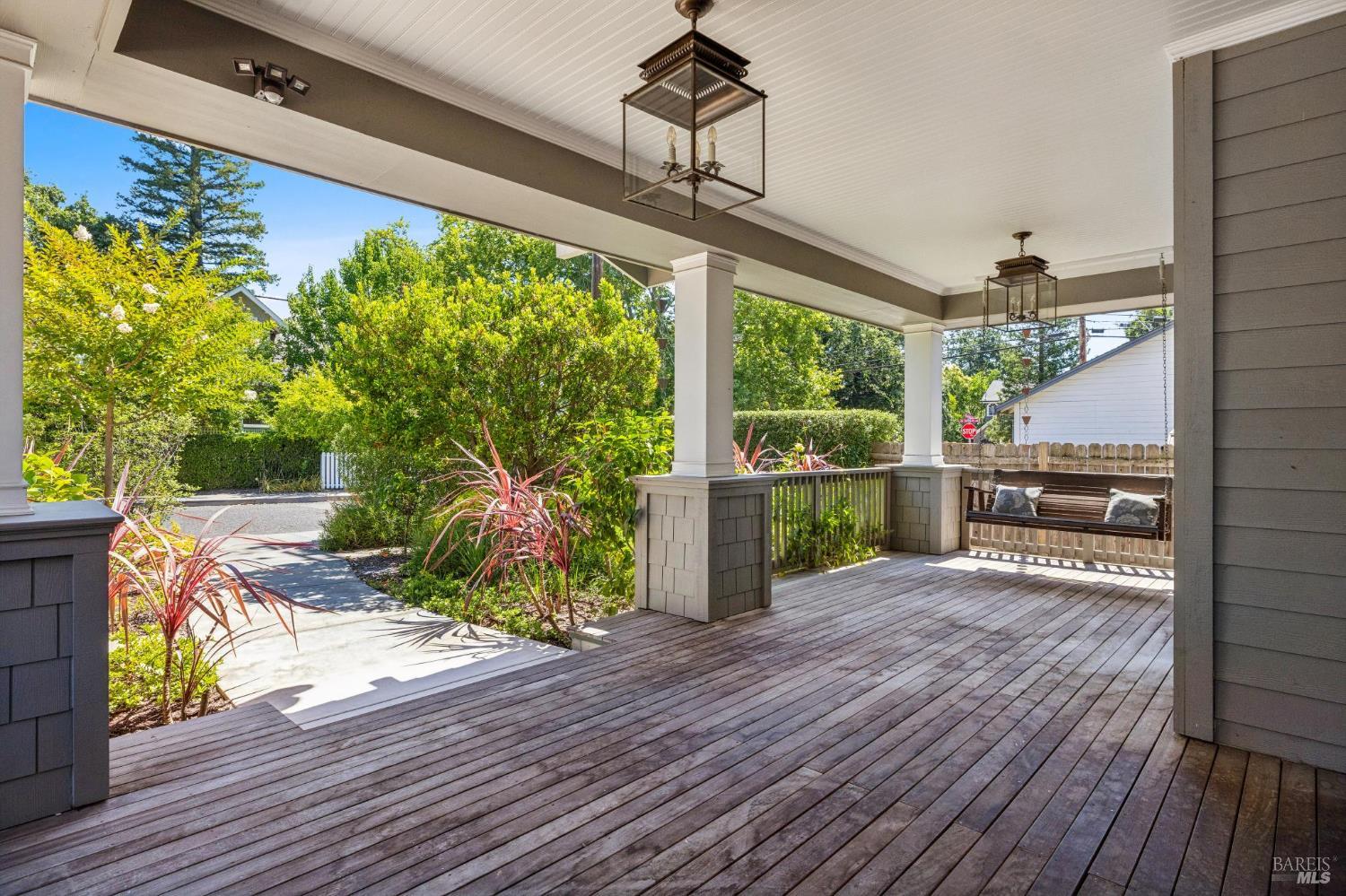1213 Stockton Street St. Helena CA 94574