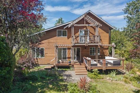 4542 Thomas Road Sebastopol CA 95472