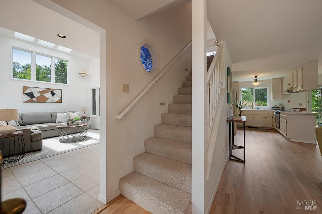 4542 Thomas Road Sebastopol CA 95472