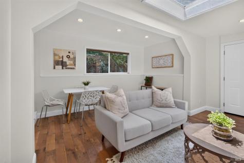 8645 Mirabel Road Forestville CA 95436