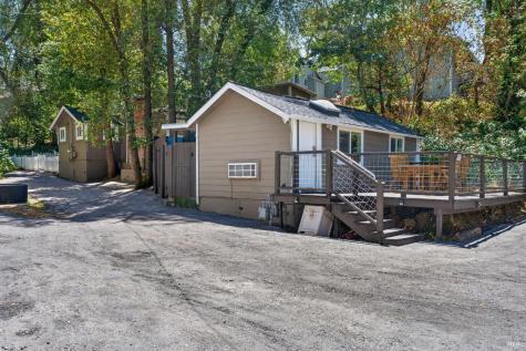 8645 Mirabel Road Forestville CA 95436