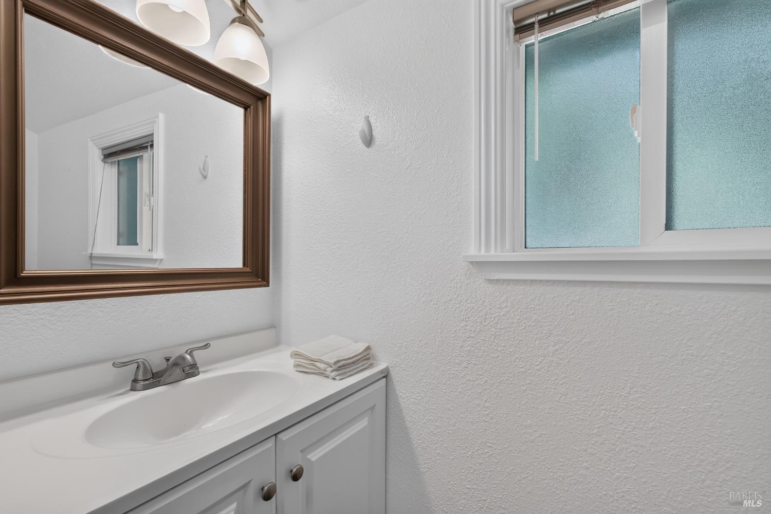 8645 Mirabel Road Forestville CA 95436