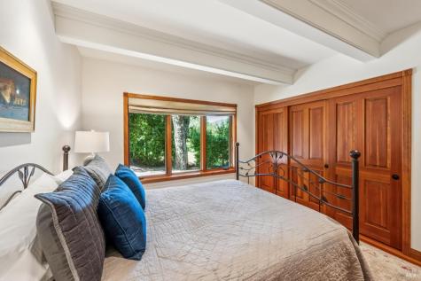 4111 Lovall Valley Road Sonoma CA 95476