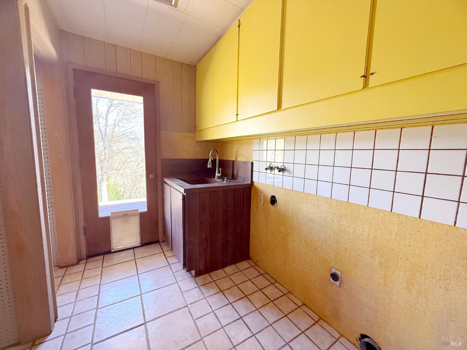 27150 Mendocino Pass Road Covelo CA 95428