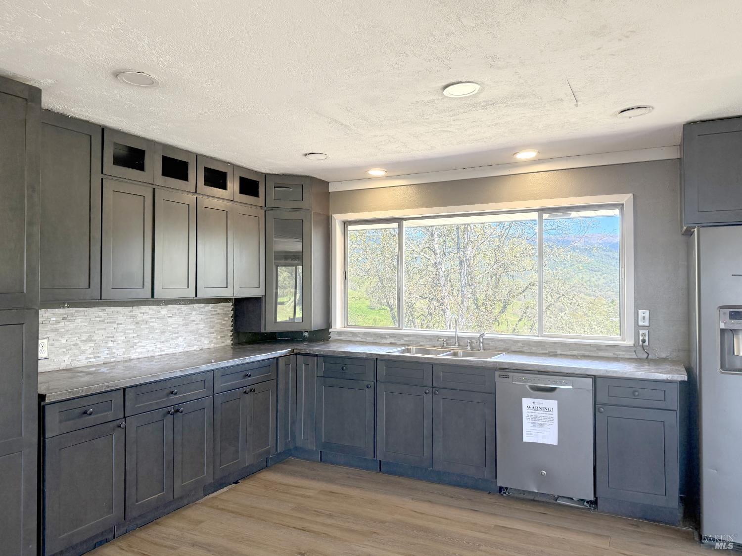 27150 Mendocino Pass Road Covelo CA 95428