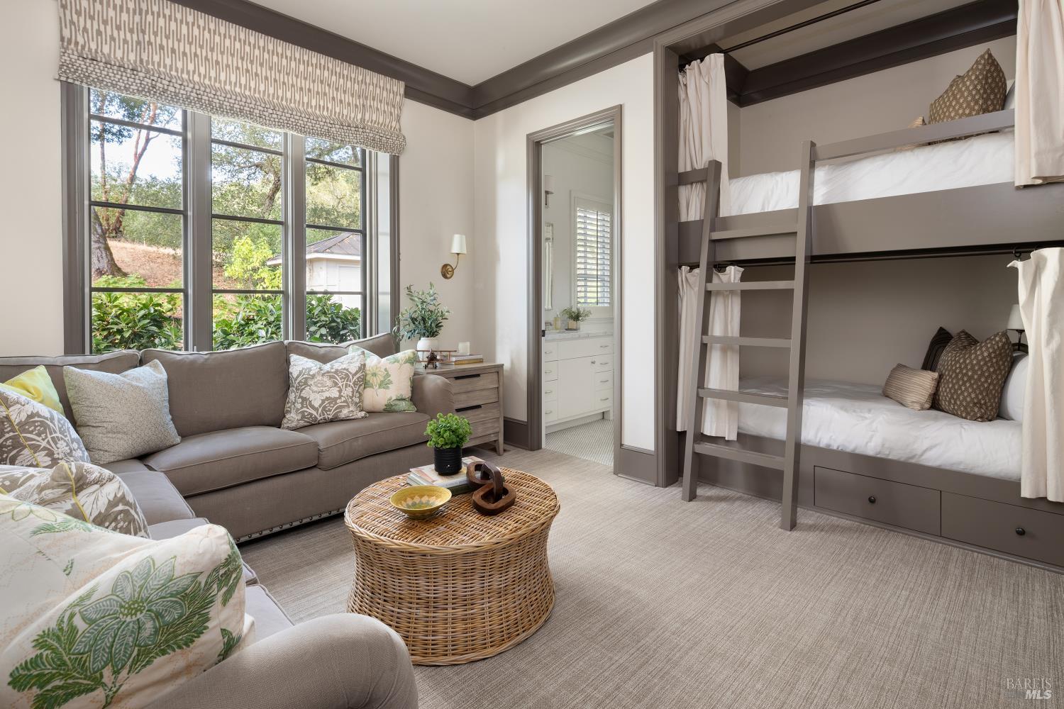 1974 Sobre Vista Road Sonoma CA 95476