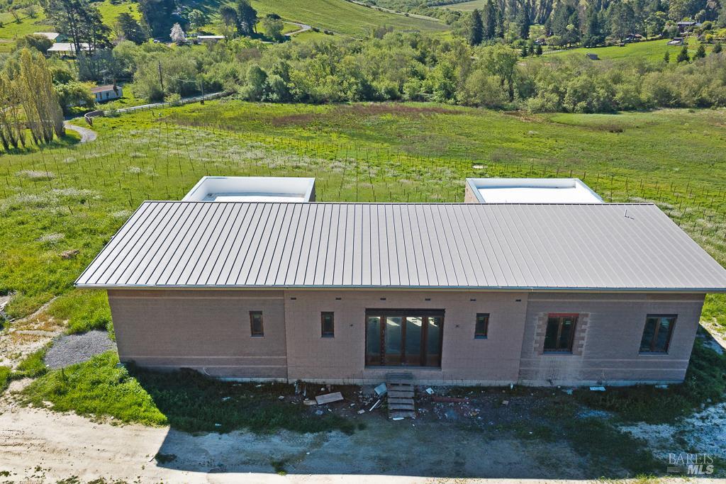3006 Bloomfield Road Sebastopol CA 95472
