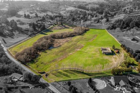 3006 Bloomfield Road Sebastopol CA 95472