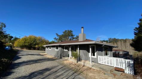 3006 Bloomfield Road Sebastopol CA 95472