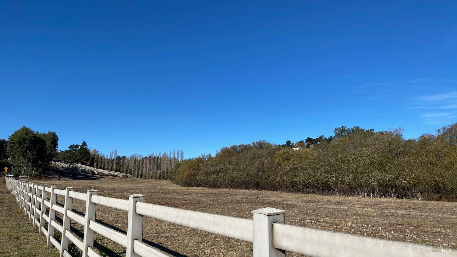 3006 Bloomfield Road Sebastopol CA 95472