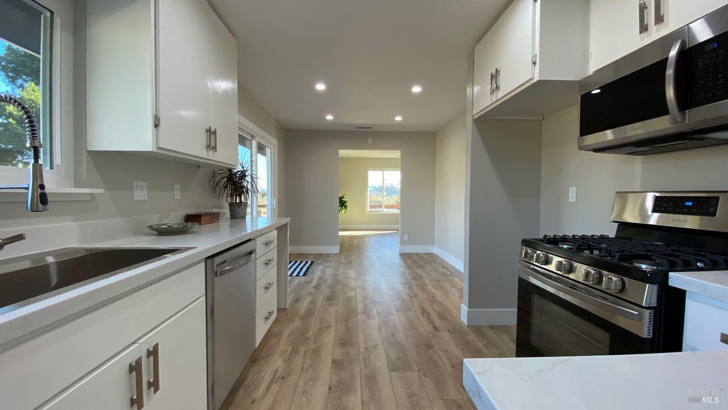 3006 Bloomfield Road Sebastopol CA 95472