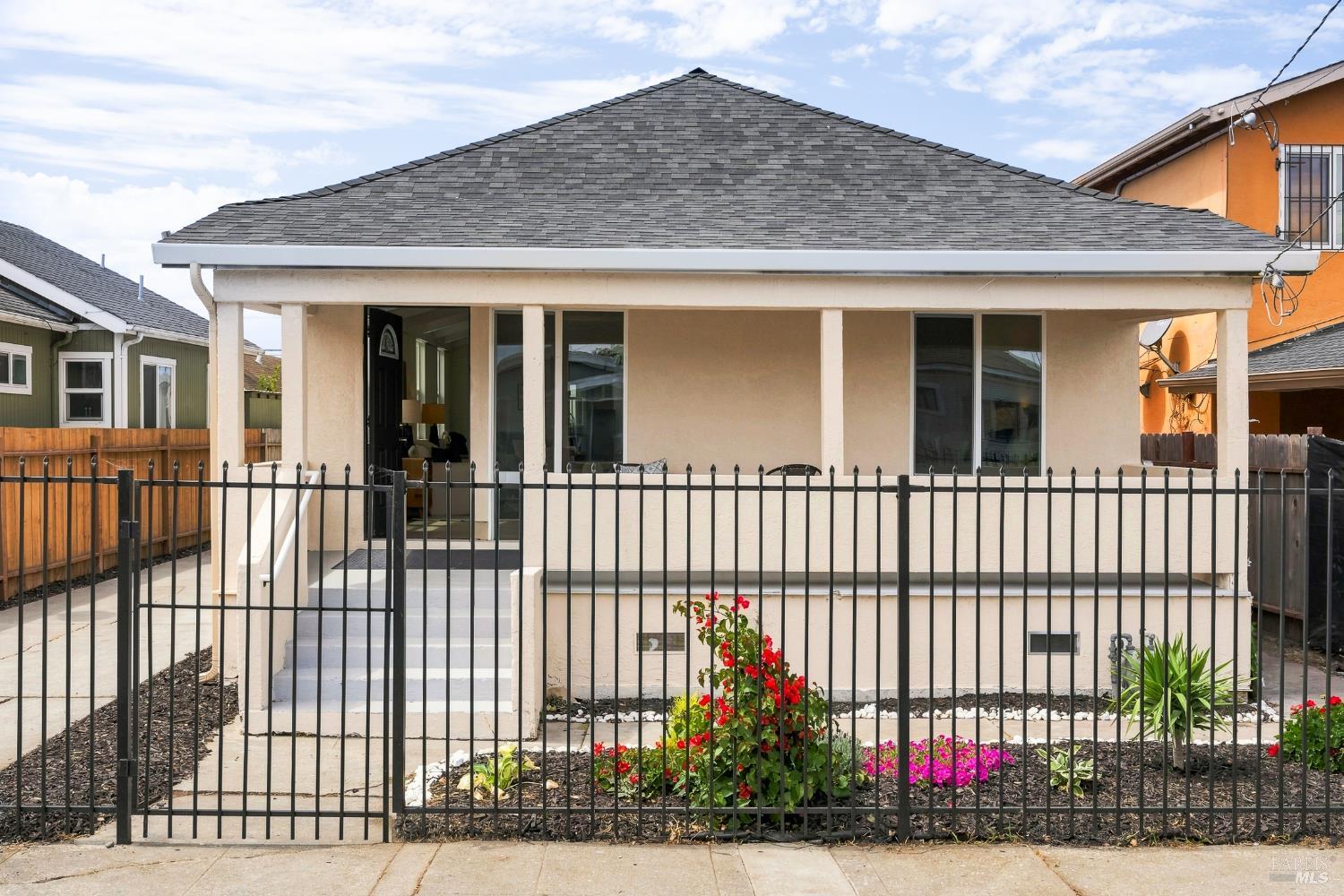 687 9th Street Richmond CA 94801