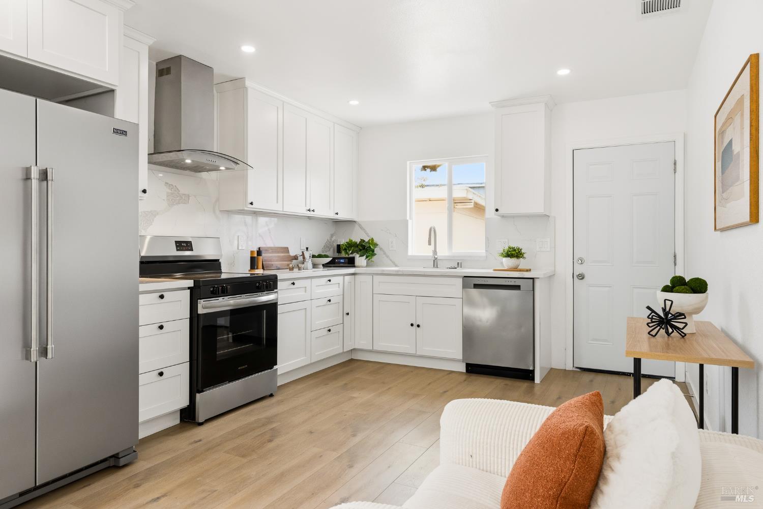 687 9th Street Richmond CA 94801