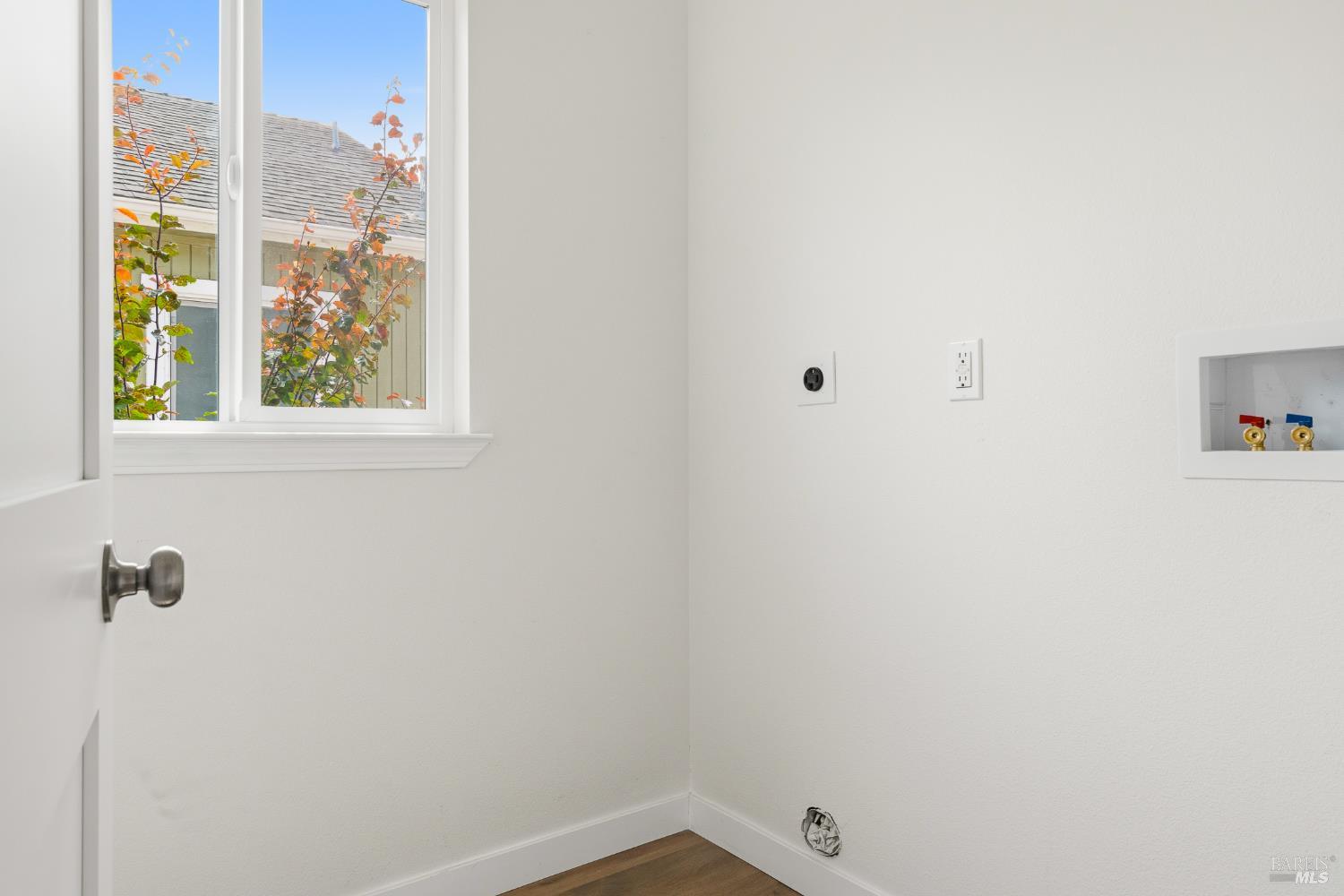 687 9th Street Richmond CA 94801