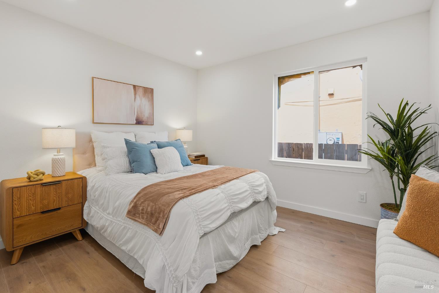 687 9th Street Richmond CA 94801