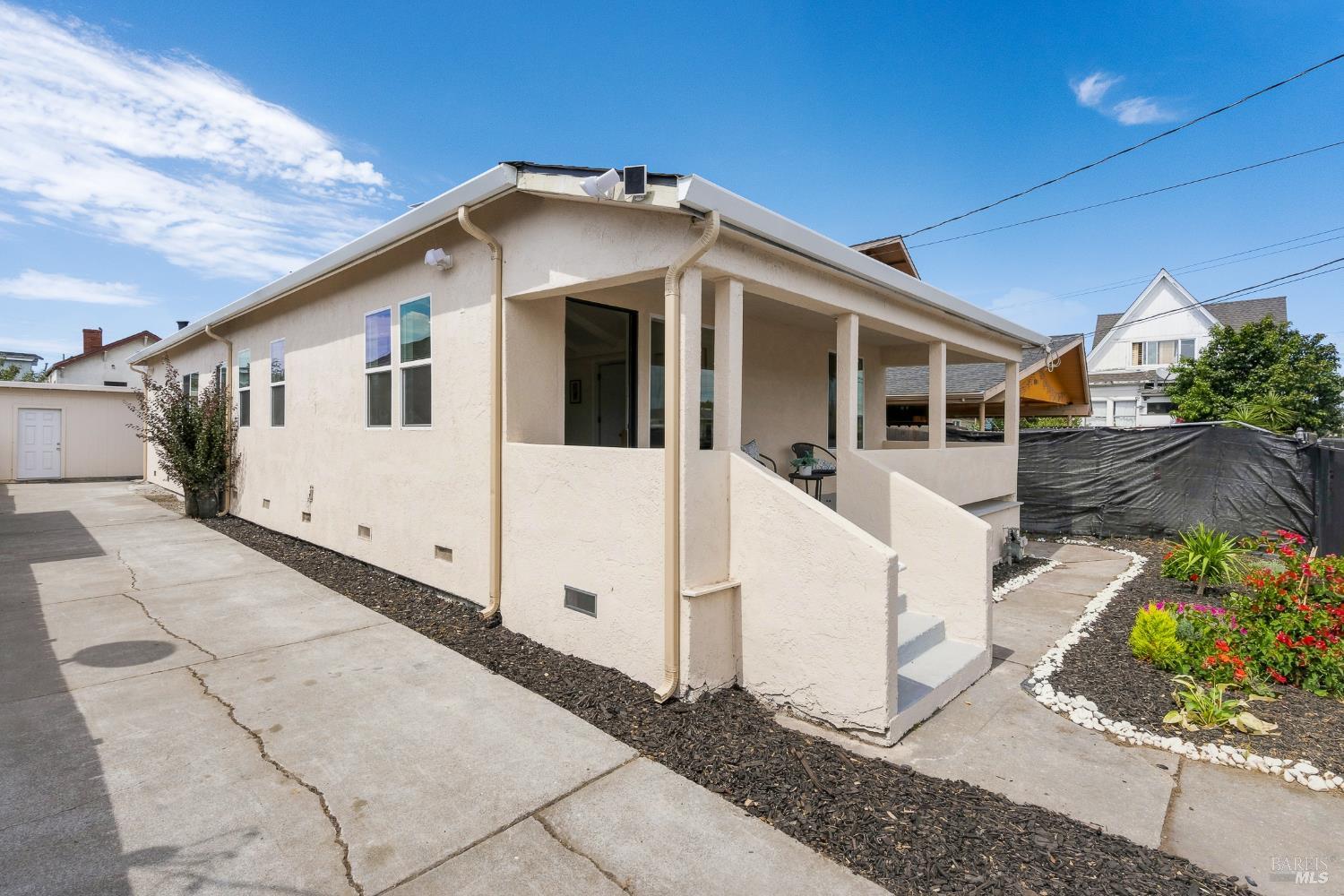 687 9th Street Richmond CA 94801