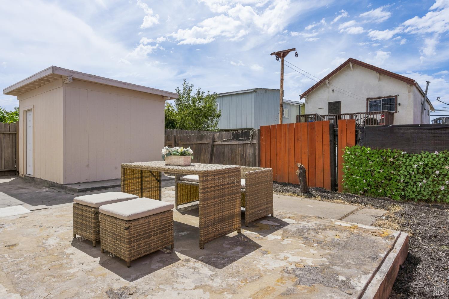687 9th Street Richmond CA 94801